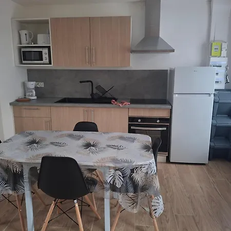 La P'tite Nesloise Feriehus Nesle